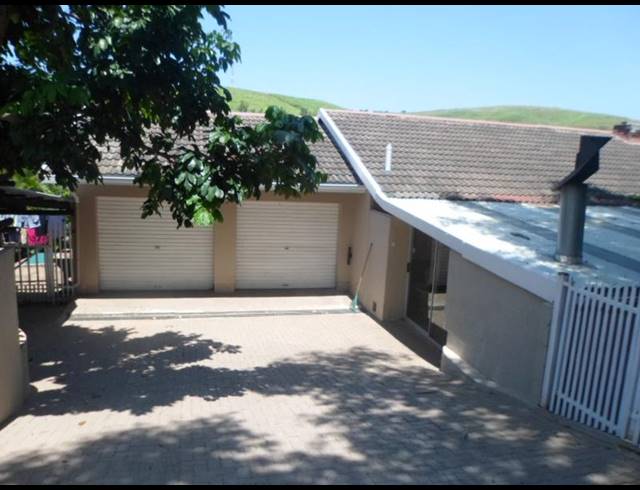 6 BEDROOM HOUSE FOR SALE IN WESTBROOK